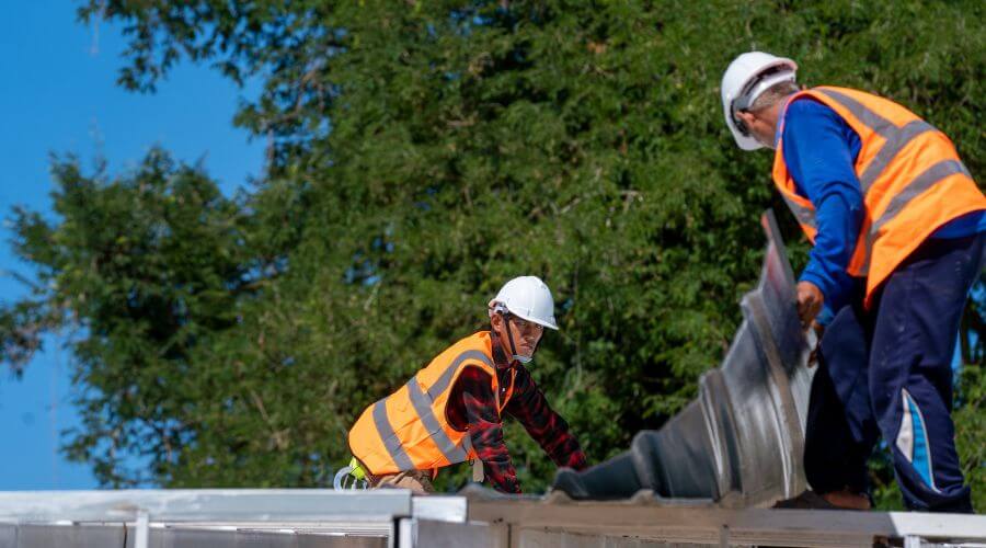Expert Emergency Roof Repairs services in Johnson, VT